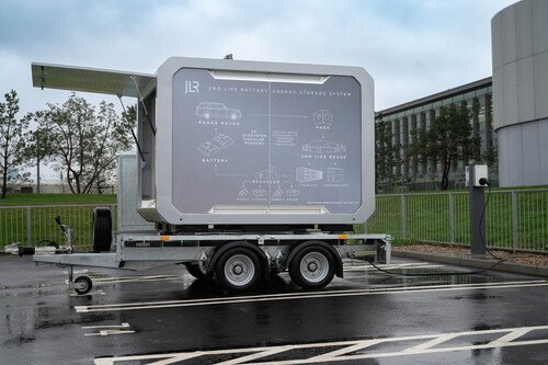 Mobile battery storage system BESS (Battery Energy Storage System) from JLR.