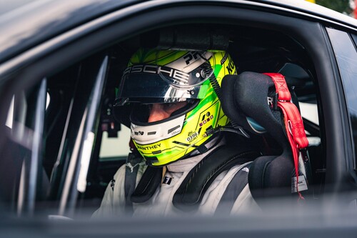 Porsche development driver Lars Kern set a new best time for the brand&#039;s electric cars in a pre-series Taycan.