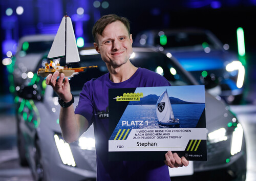 Stephan Stuhr won the &quot;Hyperbattle&quot; competition organized by Peugeot and Lego.