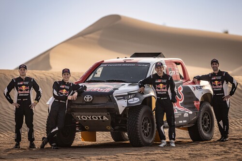 Toyota&#039;s driver duos for the Dakar 2024 (from left): Dennis Zenz and Seth Quintero as well as Lucas Moraes and Armand Monleón.