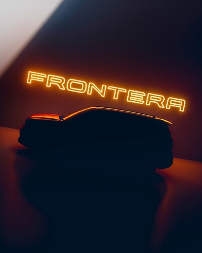 For the time being, it remains with the shadowy silhouette and the announcement of the name: Opel&#039;s new SUV will be called Frontera.